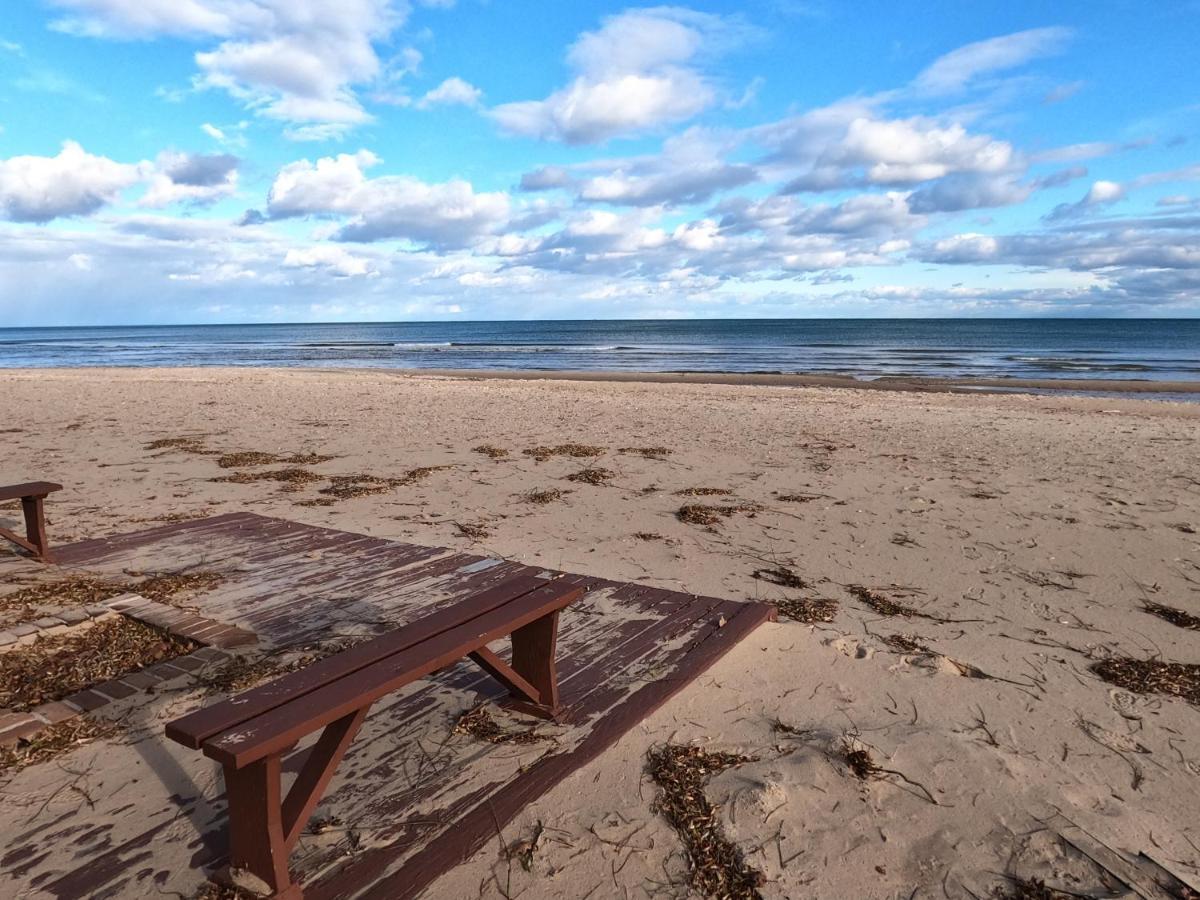 Sunrise Beach Oscoda @ Surfside Aparthotel Exterior foto