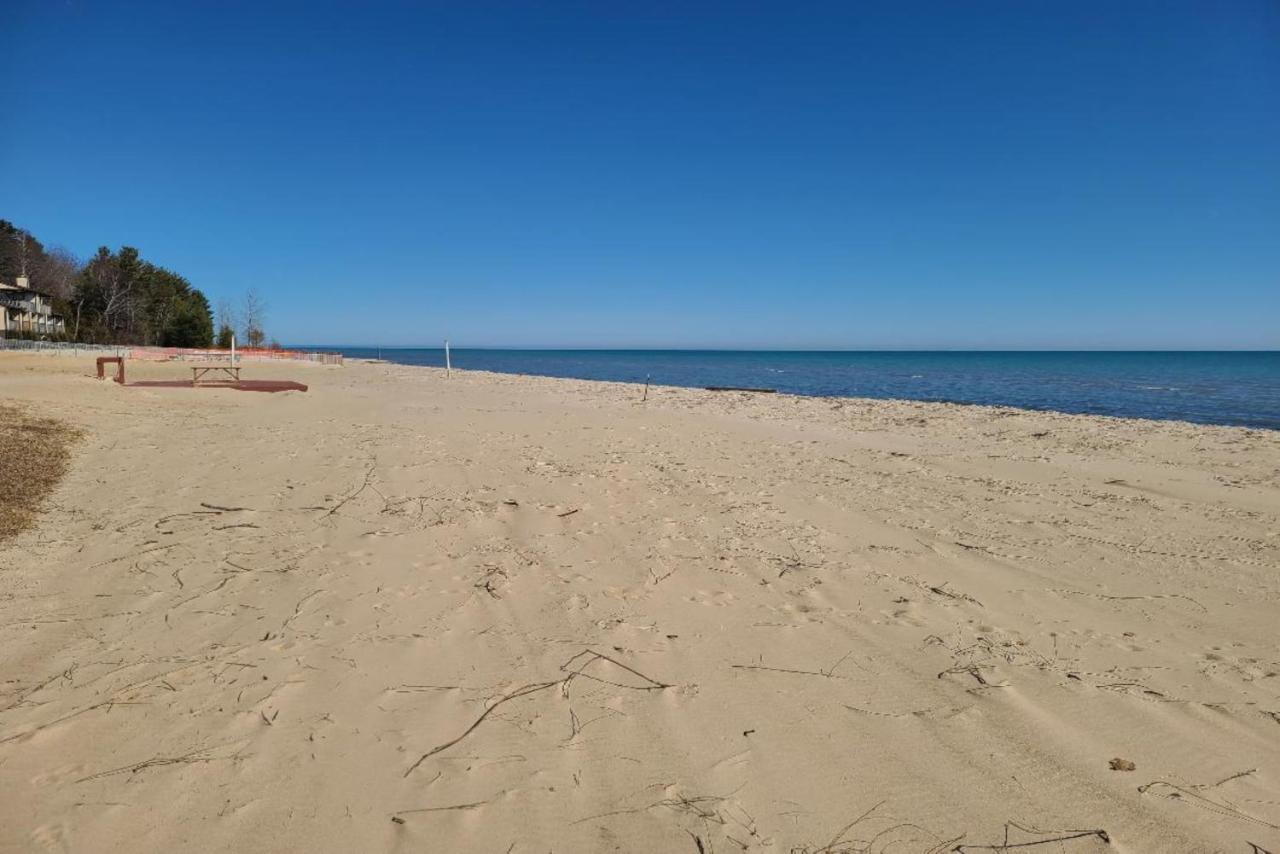 Sunrise Beach Oscoda @ Surfside Aparthotel Exterior foto