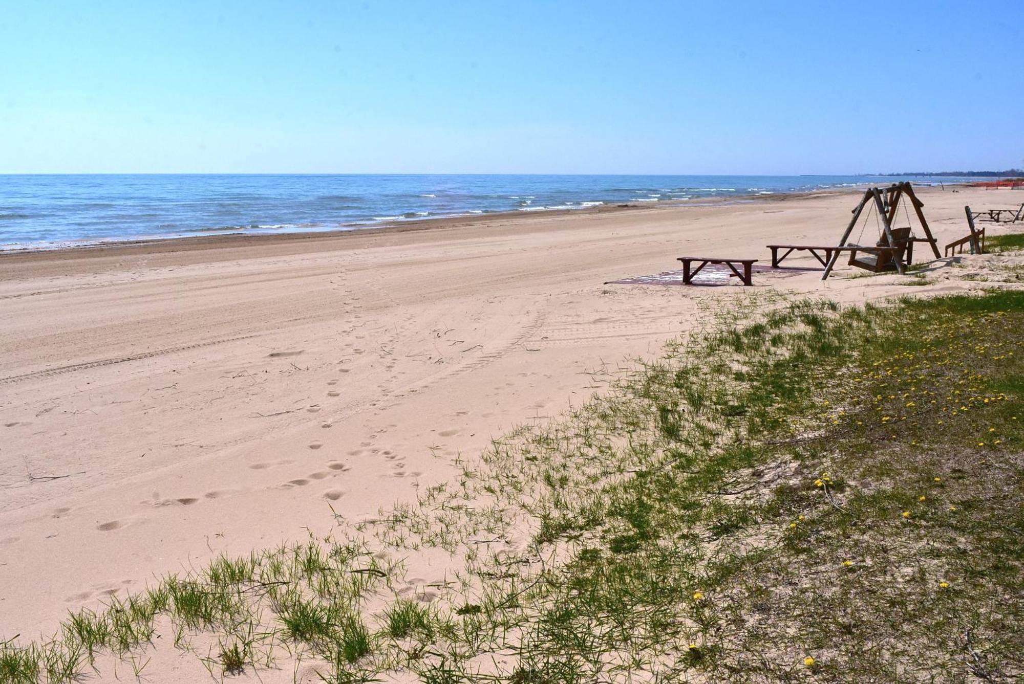 Sunrise Beach Oscoda @ Surfside Aparthotel Exterior foto